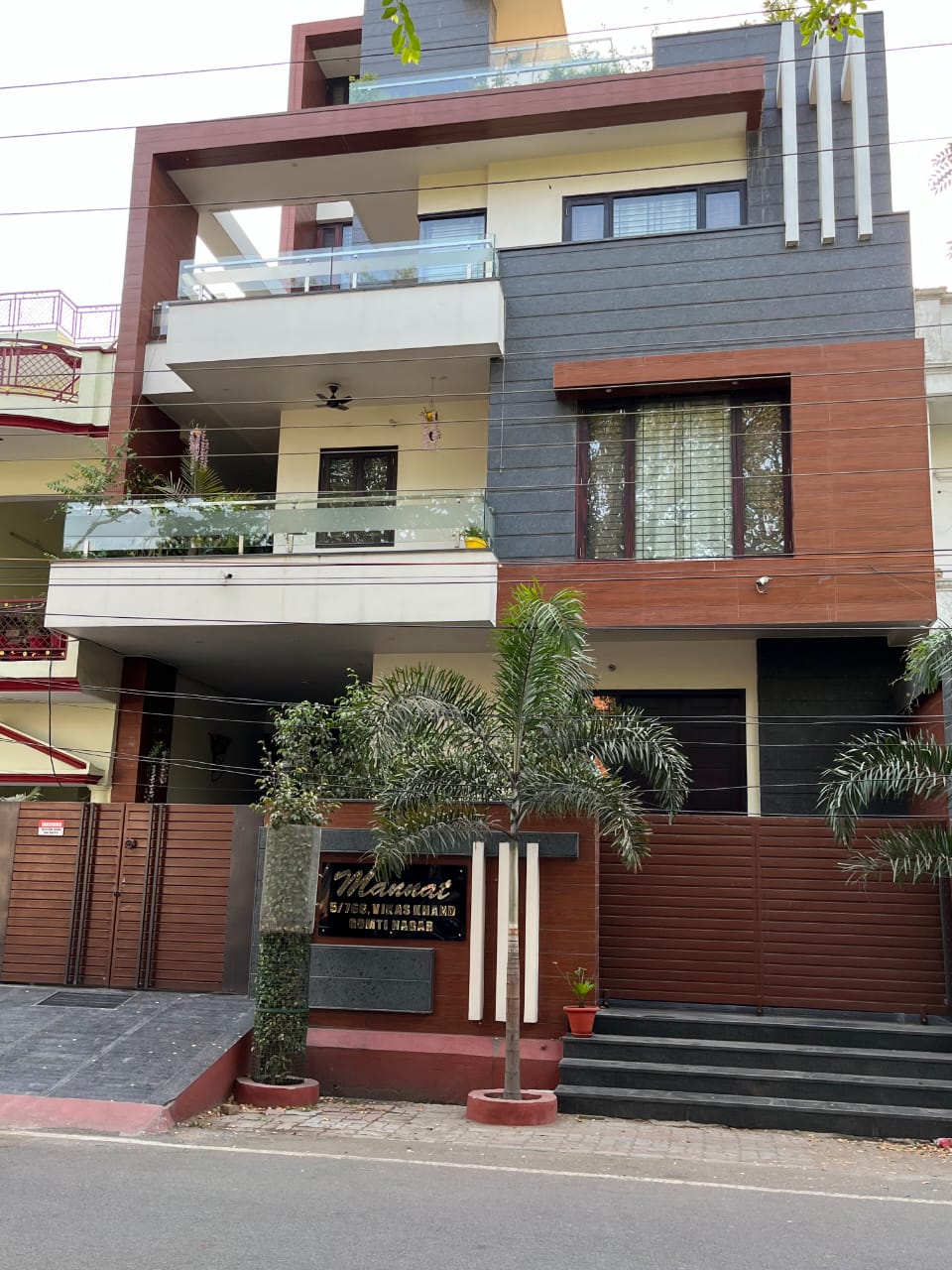 Rental 2 Bedroom 1820 Sq.Ft. Independent House in DLF Vibhuti Khand