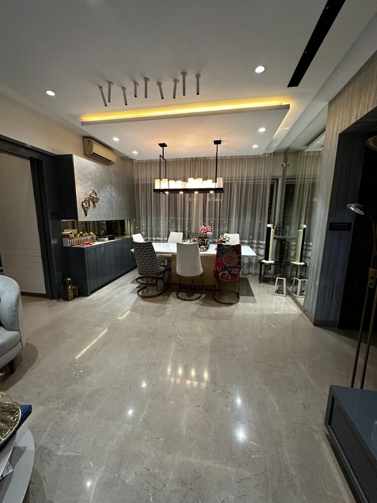  Parking, runwal-greens 4 Bedroom 1650 Sq.Ft. Apartment In Mulund West Mumbai 6362001