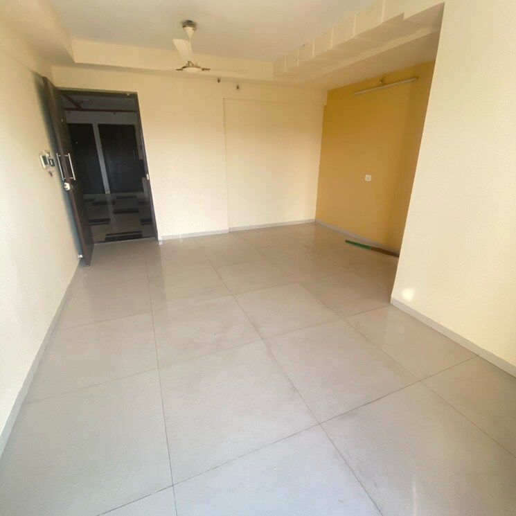 Living Room, kapleshwara-pinnacle-gloria 2 Bedroom 682 Sq.Ft. Apartment In Kolshet Thane 6362262