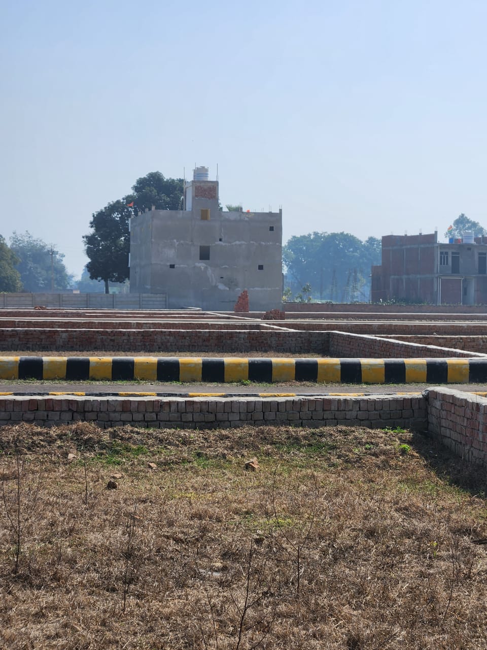 Resale 1000 Sq.Ft. Plot in Purvanchal City, Sultanpur Road Lucknow
