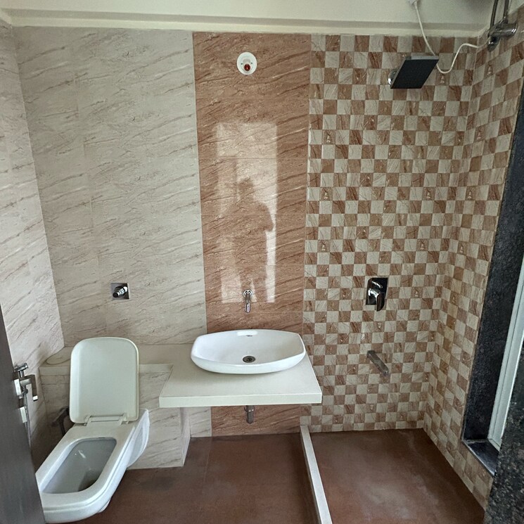 Bathroom, harshail-eternia-apartment 3 Bedroom 1100 Sq.Ft. Apartment In Goregaon East Mumbai 6364382