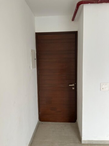 Furnished Amenities in 3.5 BHK Apartment at ACE Parkway, Sector 150 – for Sale
