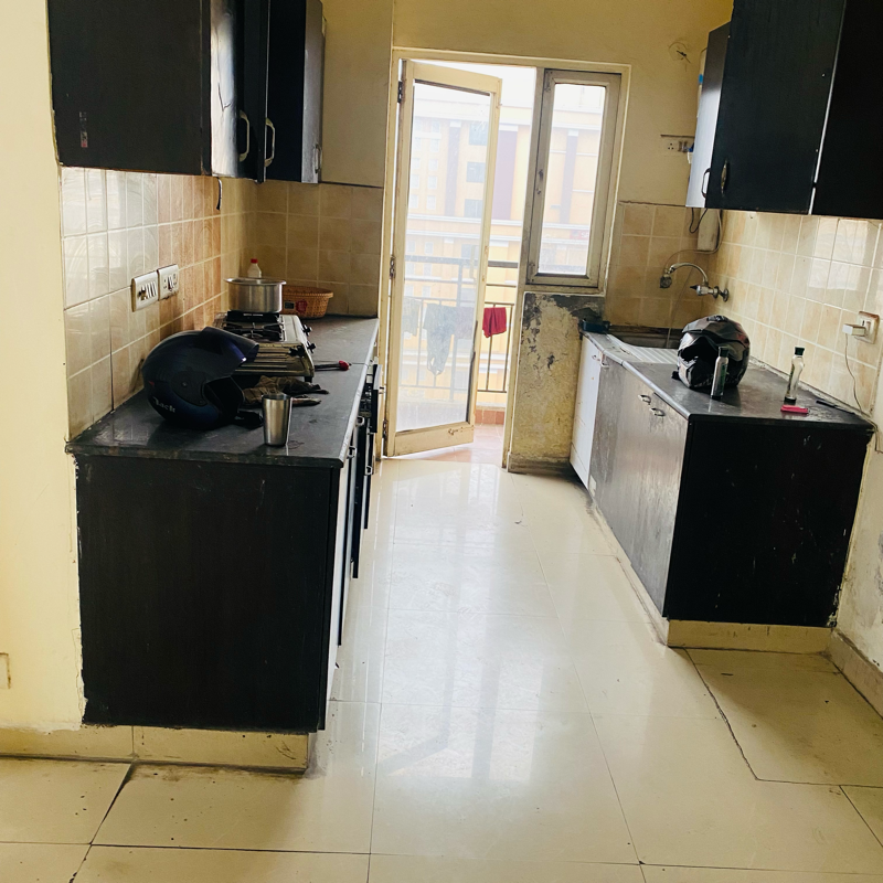 Rental 2.5 Bedroom 1065 Sq.Ft. Apartment in Gardenia Golf City, Sector