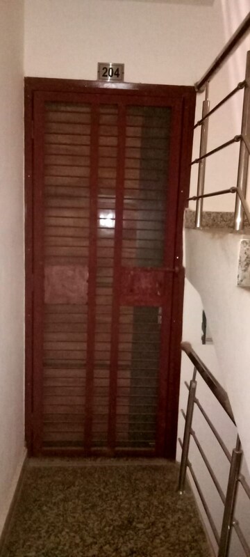 Bathroom in 3 BHK Apartment at Dwarka Mor – for Rent