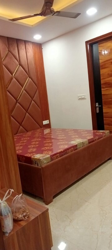 Bathroom in 3 BHK Apartment at Dwarka Mor – for Rent