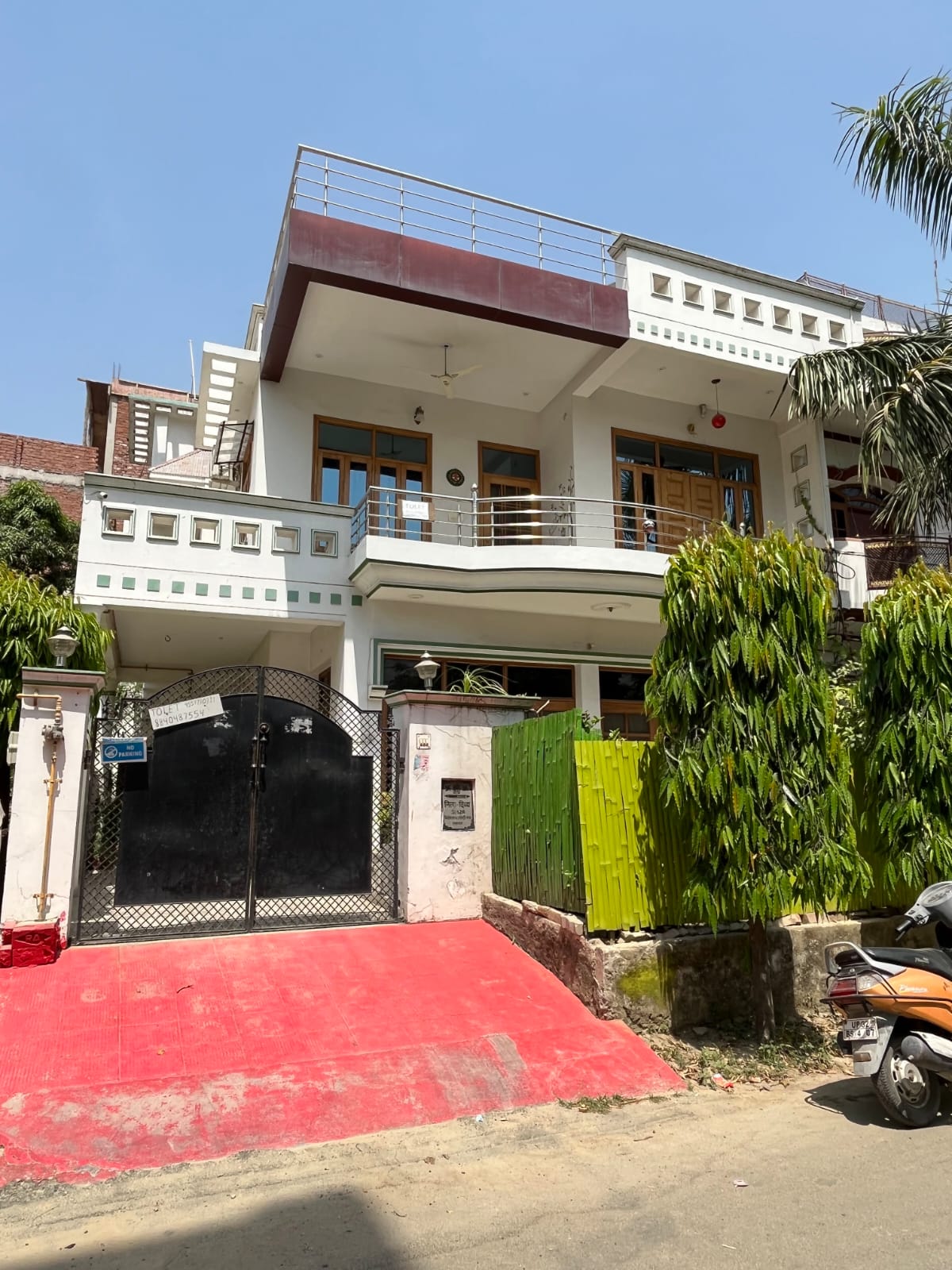 Rental 3 Bedroom 2200 Sq.Ft. Independent House in Emaar Gomti Greens