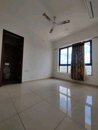 2 BHK Apartment For Rent in Shapoorji Pallonji Vicinia Powai Mumbai 6373358