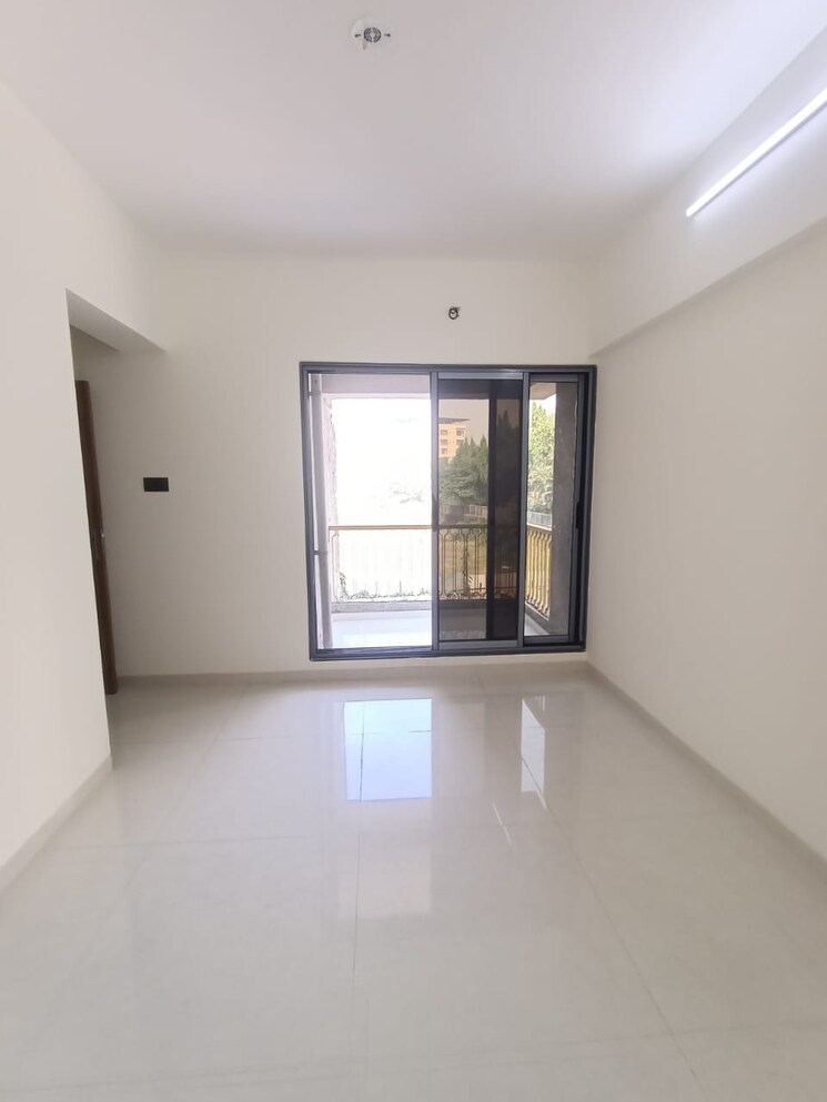 Room, reliance-gold 3 Bedroom 710 Sq.Ft. Apartment In Ambernath Thane 6373776