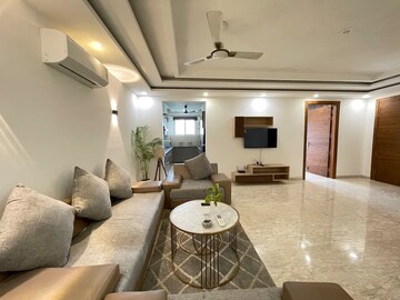 Team Area in 3 BHK Apartment at Orchid Petals, Sector 49 – for Sale