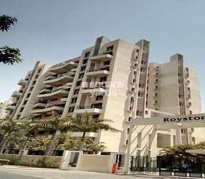 2 BHK Apartment For Resale in Magarpatta City Roystonea Hadapsar Pune 6377228