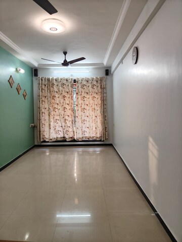 Room in 2 BHK Apartment at Sea View Apartment, Nerul – for Rent