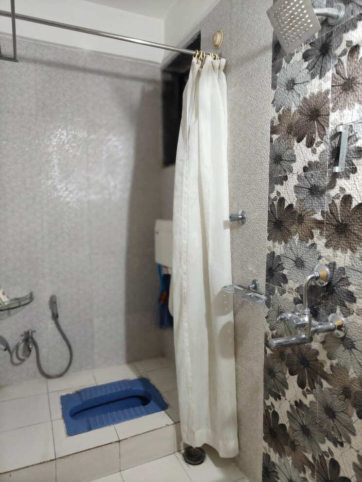 Bathroom, sea-view-apartment 2 Bedroom 650 Sq.Ft. Apartment In Nerul Navi Mumbai 6378128