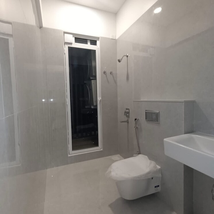 Bathroom, raheja-solaris 4 Bedroom 1646 Sq.Ft. Apartment In Juinagar Navi Mumbai 6378501