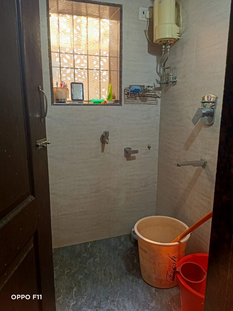 Attached Bathroom, madhuri-society 1 Bedroom 510 Sq.Ft. Apartment In Kalwa Thane 6380208