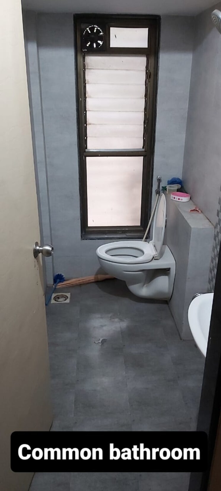 Bathroom, panchsheel-chs-amboli 3 Bedroom 1150 Sq.Ft. Apartment In Amboli Mumbai 6380640