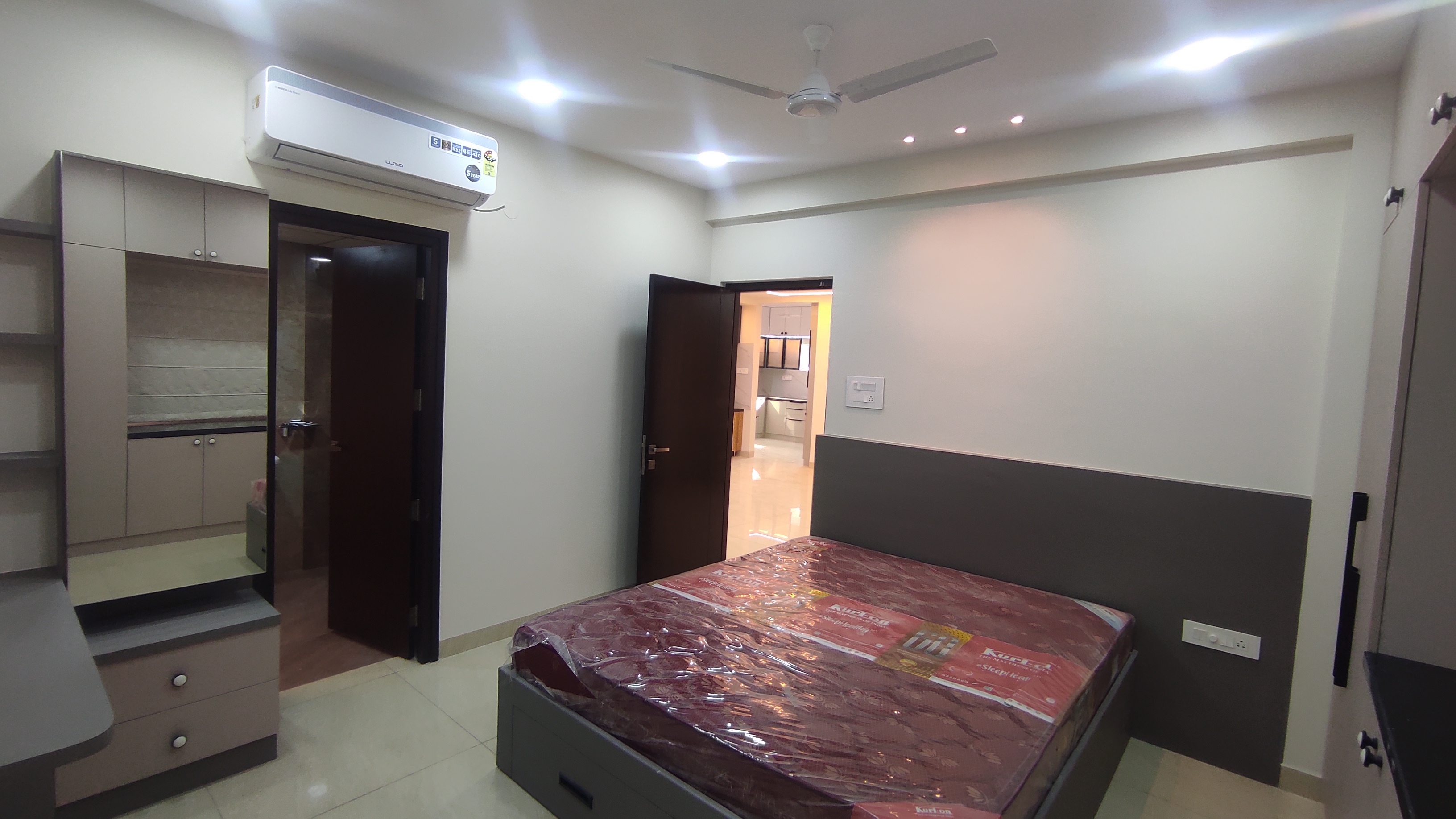 Rental 3 Bedroom 2000 Sq.Ft. Apartment in Lansum Eden Gardens, Kondapur