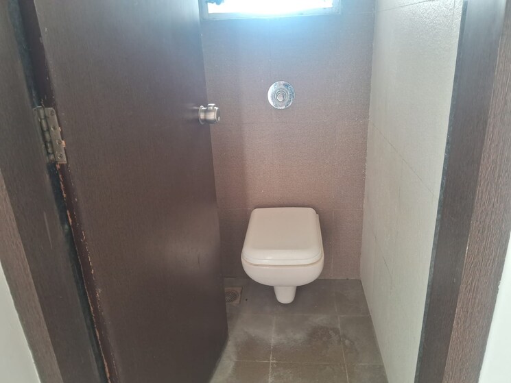 Bathroom, fortune-siddhipriya 2 Bedroom 612 Sq.Ft. Apartment In Handewadi Pune 6383964