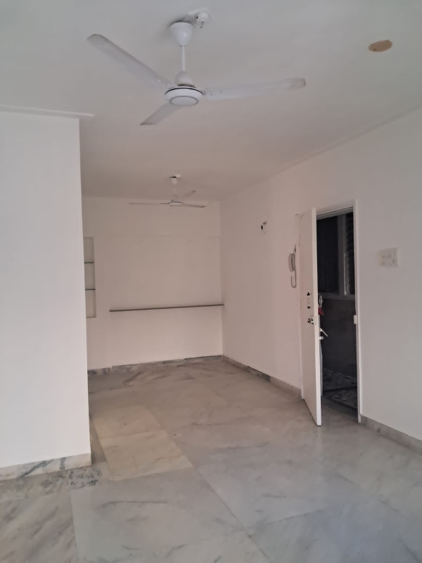 2 BHK Apartment For Resale in Andheri West Mumbai  6383995