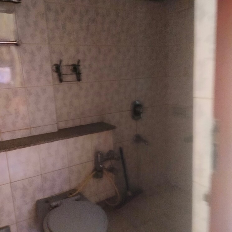 Bathroom, k-raheja-raheja-classique 2 Bedroom 1100 Sq.Ft. Apartment In Andheri West Mumbai 6386534