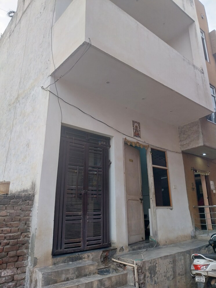 2 Bedroom 50 Sq.Yd. Independent House in Faridabad Central Faridabad