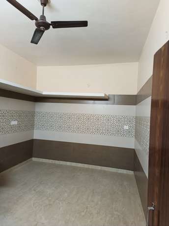 2 BHK Builder Floor For Rent in Vikas Puri Delhi 6388177