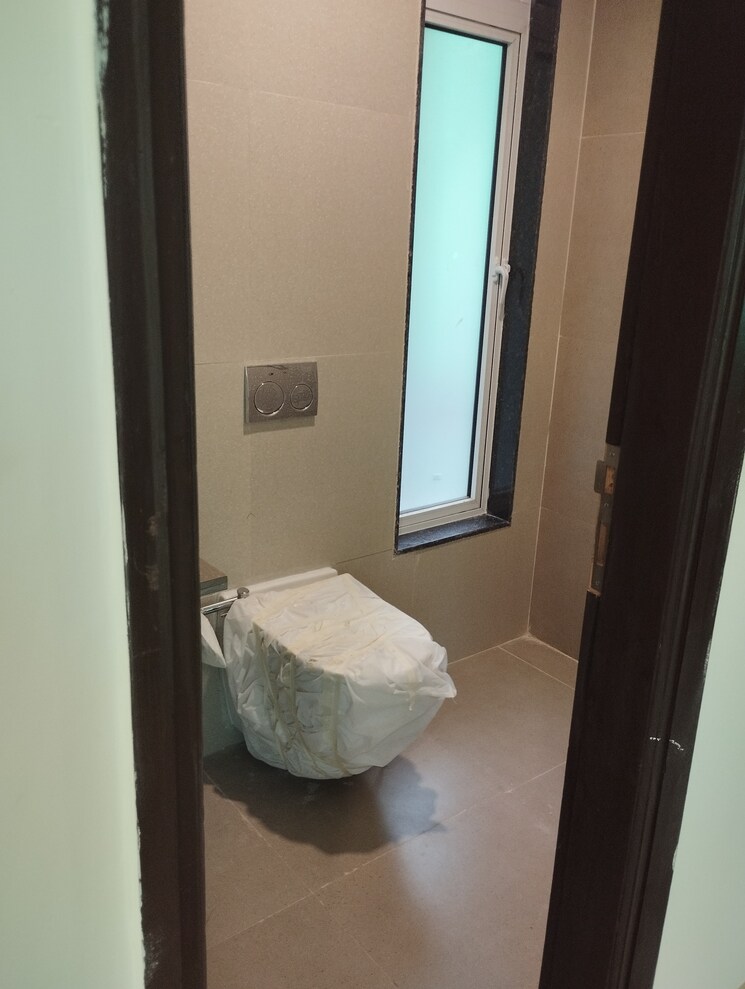 Bathroom, dp-star-trilok 1 Bedroom 400 Sq.Ft. Apartment In Bhandup West Mumbai 6388491