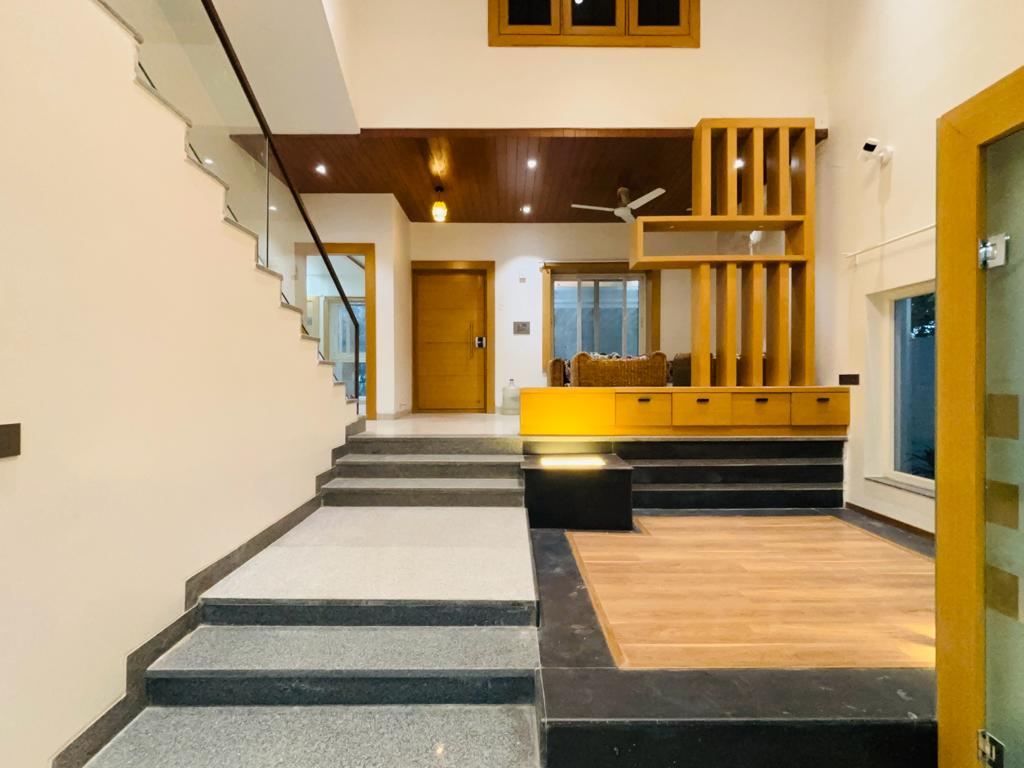 Rental 4 Bedroom 4209 Sq.Ft. Villa in Legend Chimes, Kokapet Hyderabad