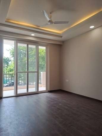 2 BHK Apartment For Rent in Cosmos Executive Sector 3 Gurgaon 6389562