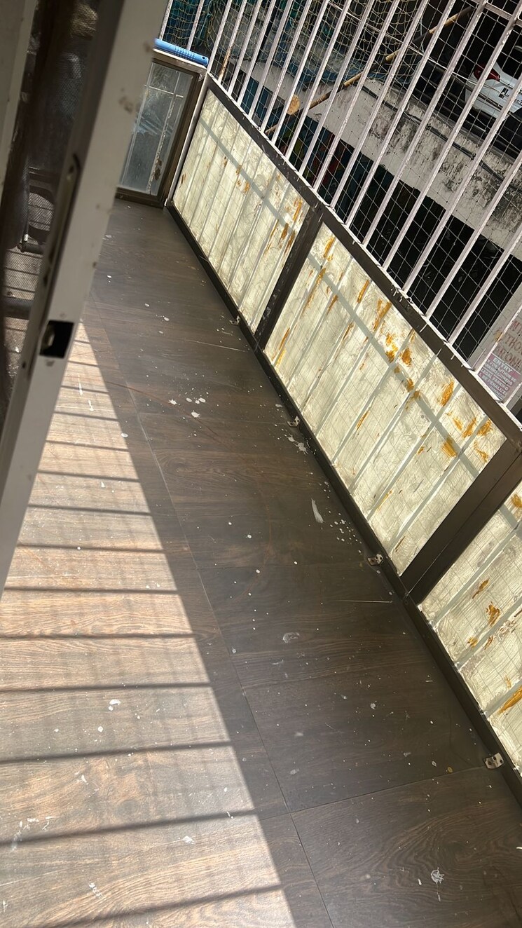 Balcony, everest-world-tulip 4 Bedroom 1850 Sq.Ft. Apartment In Kolshet Road Thane 6392598