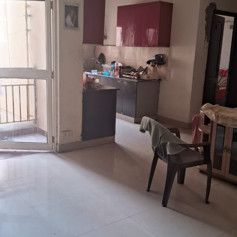 Rental 2.5 Bedroom 1150 Sq.Ft. Apartment in Gardenia Golf City, Sector