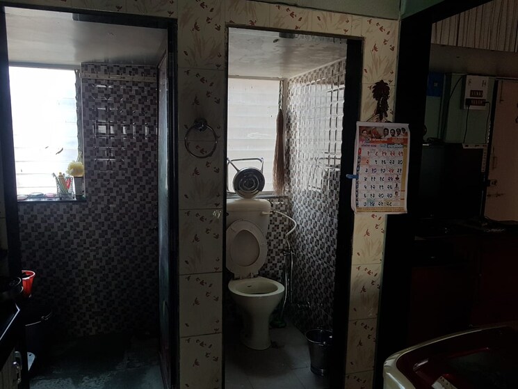 Bathroom, pacific-plaza-dadar-west 1 RK 300 Sq.Ft. Apartment In Dadar West Mumbai 6394339