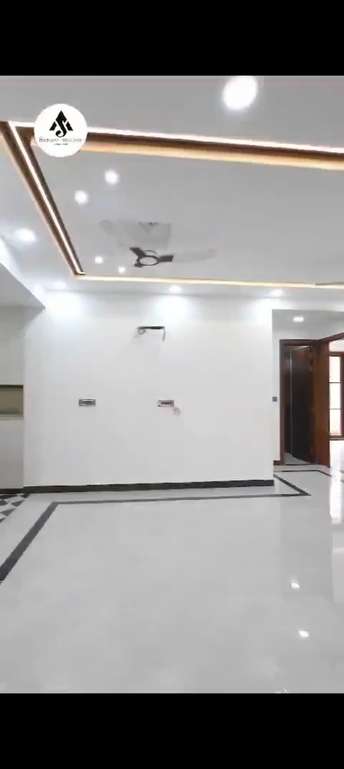 5 BHK Apartment For Resale in Sector 4, Dwarka Delhi 6395079