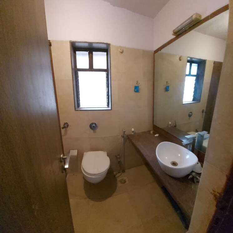 Bathroom, evershine-embassy 2.5 Bedroom 1150 Sq.Ft. Apartment In Andheri West Mumbai 6396555