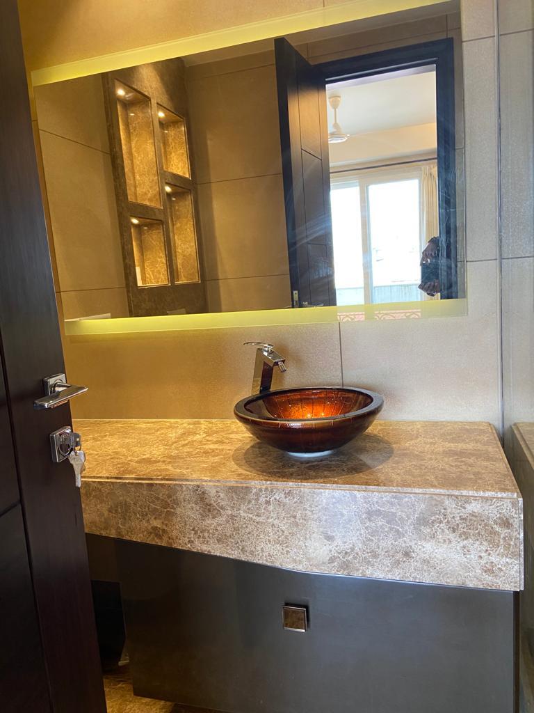 6 BHK Villa for Rent in Tilak Nagar, Delhi 6 BHK Villa on Rent in