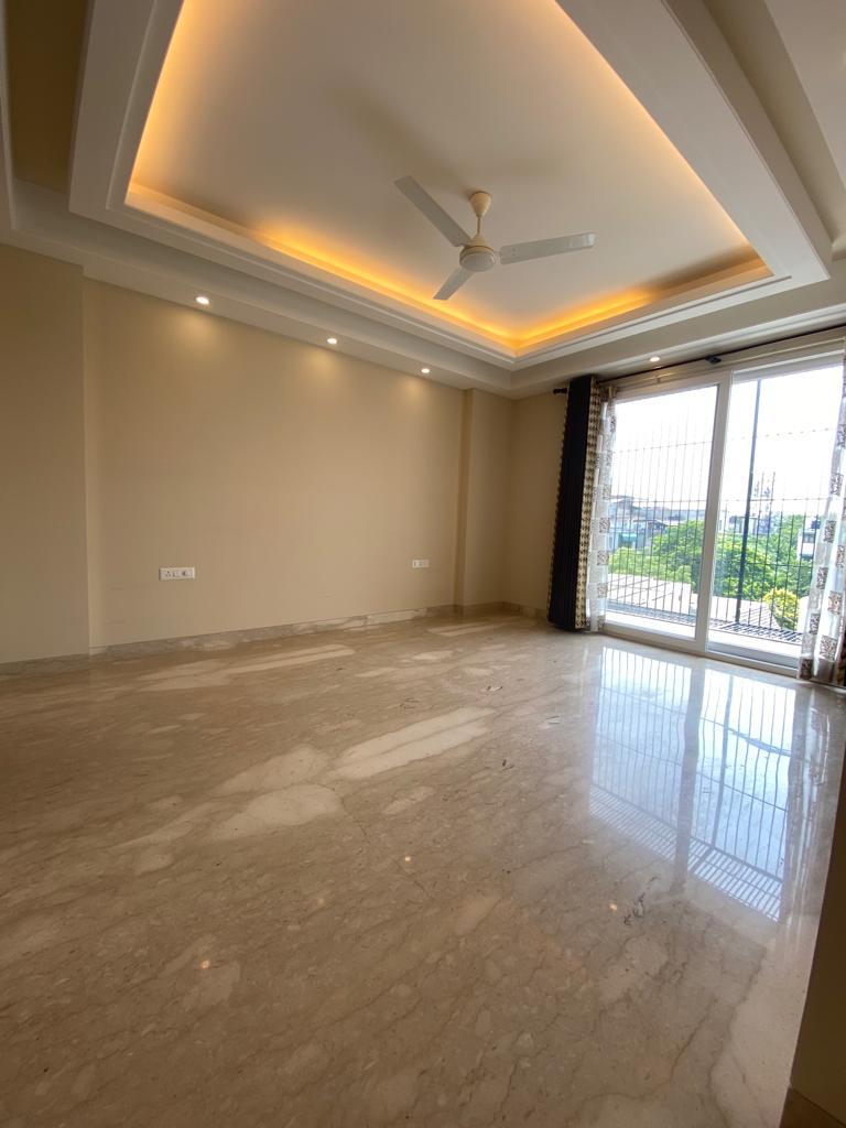 6 BHK Villa for Rent in Tilak Nagar, Delhi 6 BHK Villa on Rent in