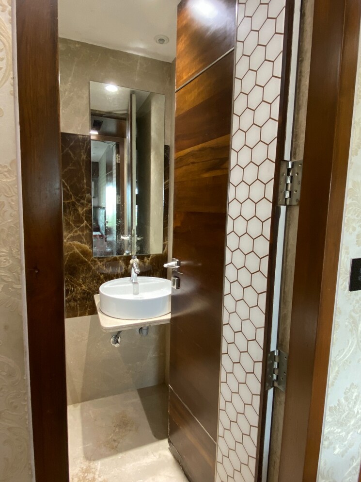 Bathroom, jolly-maker-apartment 3 Bedroom 1650 Sq.Ft. Apartment In Cuffe Parade Mumbai 6399851