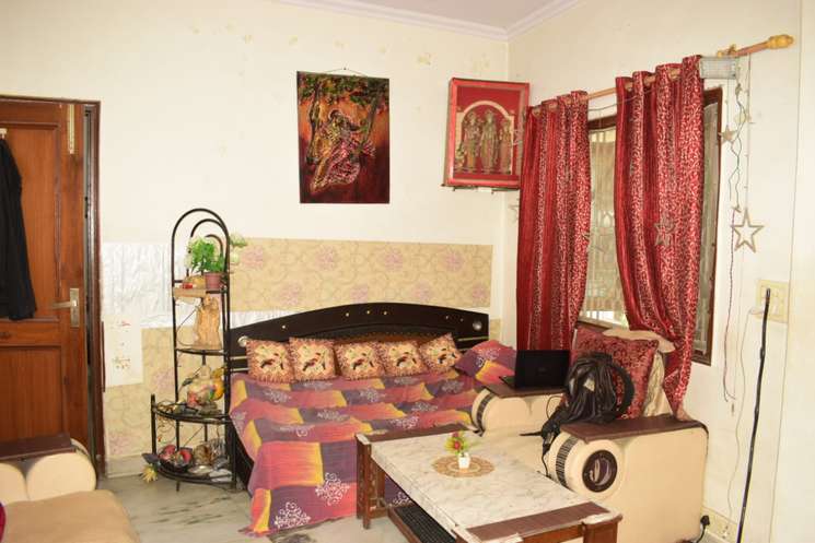 2 Bedroom 720 Sq.Ft. Builder Floor in Gtb Enclave Delhi
