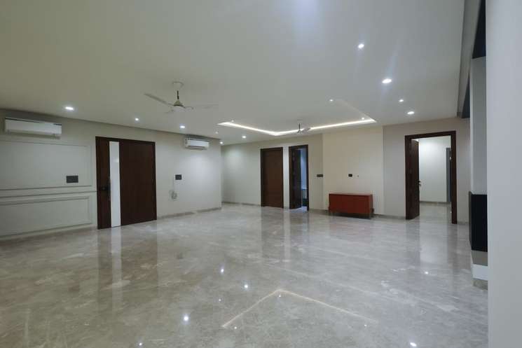 4 Bedroom 500 Sq.Yd. Builder Floor in Sector 15 Faridabad