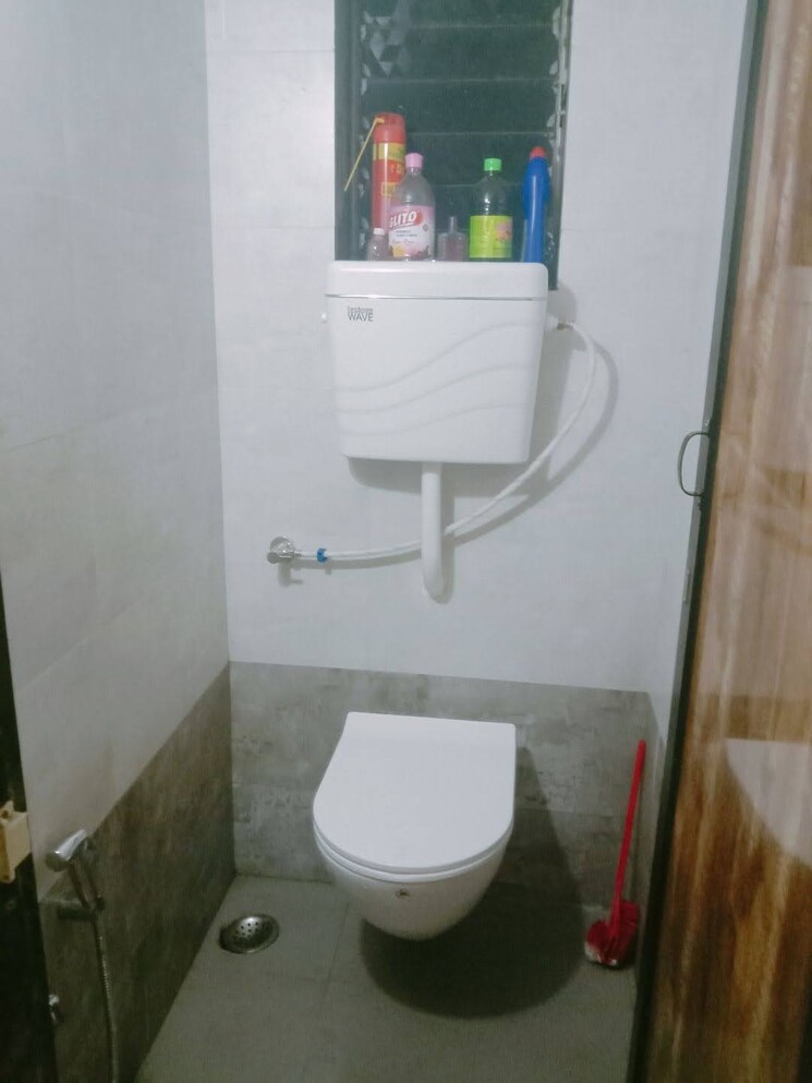 Bathroom, om-sai-chaya-apartment 2 Bedroom 1121 Sq.Ft. Apartment In Juinagar Navi Mumbai 6400876
