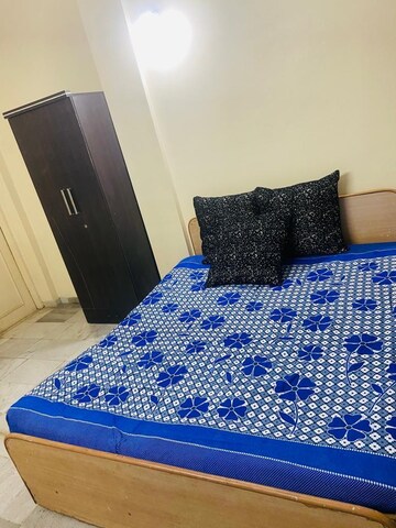Master Bedroom in 2 BHK Villa at Palace Orchard CHS, Mohammadwadi – for Rent
