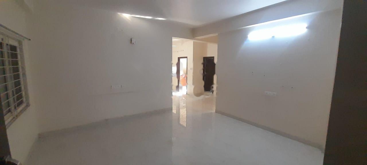 Rental 2 Bedroom 825 Sq.Ft. Apartment in Kphb Hyderabad 6400989