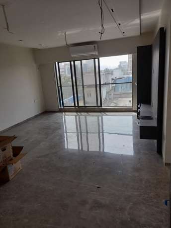 2 BHK Apartment For Rent in Juhu Road Mumbai 6402382
