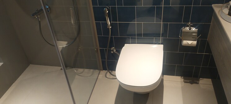 Bathroom, hiranandani-gardens-octavius 4 Bedroom 2200 Sq.Ft. Apartment In Powai Mumbai 6403083