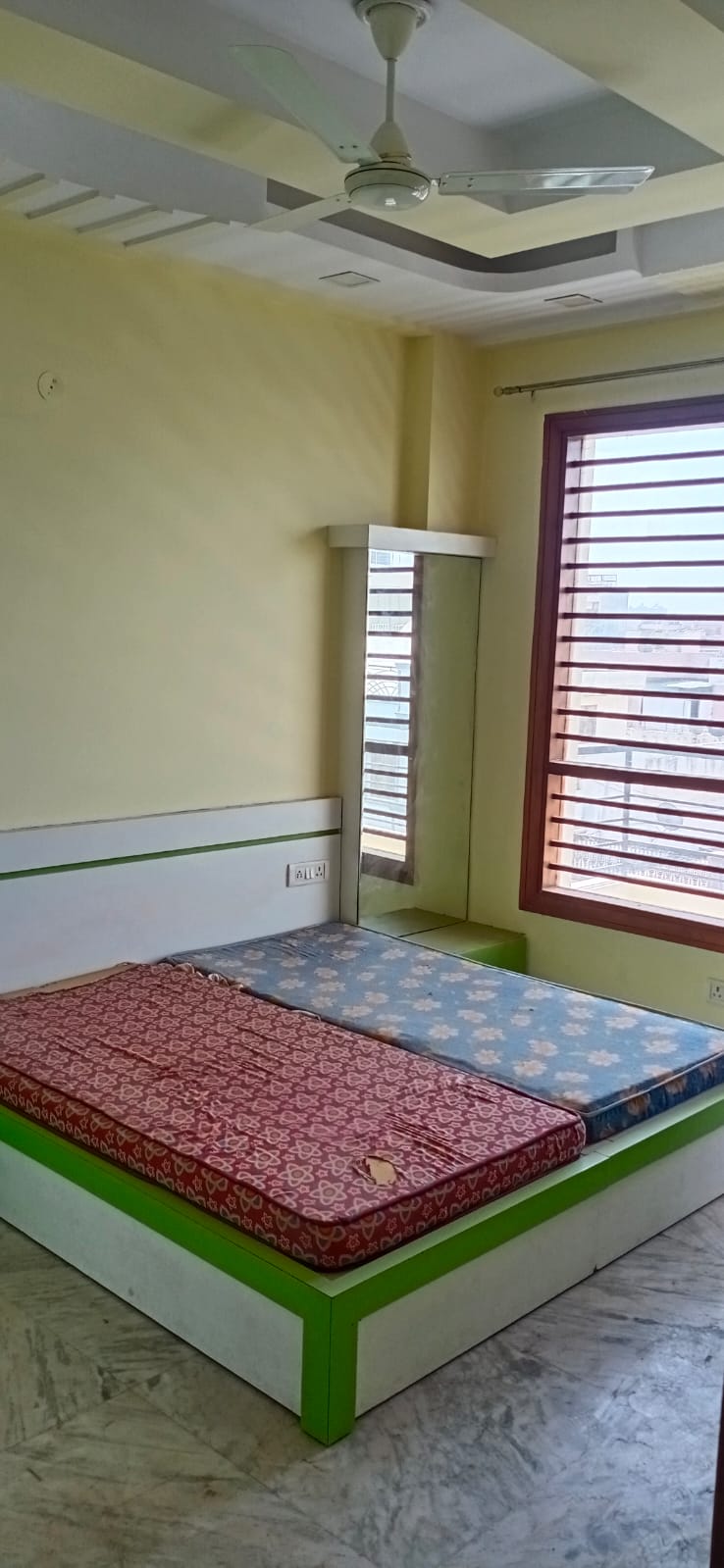 Rental 3.5 Bedroom 2700 Sq.Ft. Independent House in Sector 55 Noida