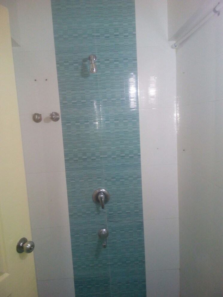 Bathroom, cosmos-sankalp-heights 3.5 Bedroom 1200 Sq.Ft. Apartment In Uthalsar Thane 6405155
