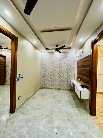 2 BHK Apartment For Rent in Dwarka Mor