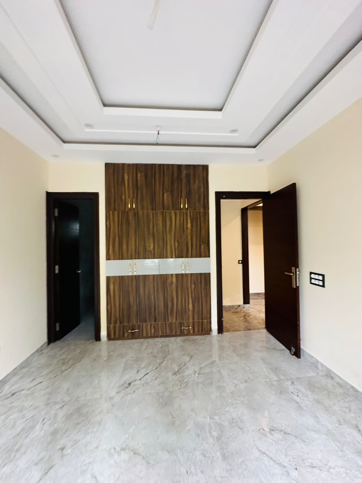 Resale 5 Bedroom 600 Sq.Yd. Independent House in Malsi Dehradun 6409350