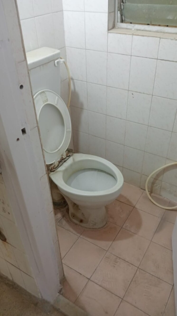 Bathroom, baronet-chs 2 Bedroom 515 Sq.Ft. Apartment In Kandivali East Mumbai 6411550