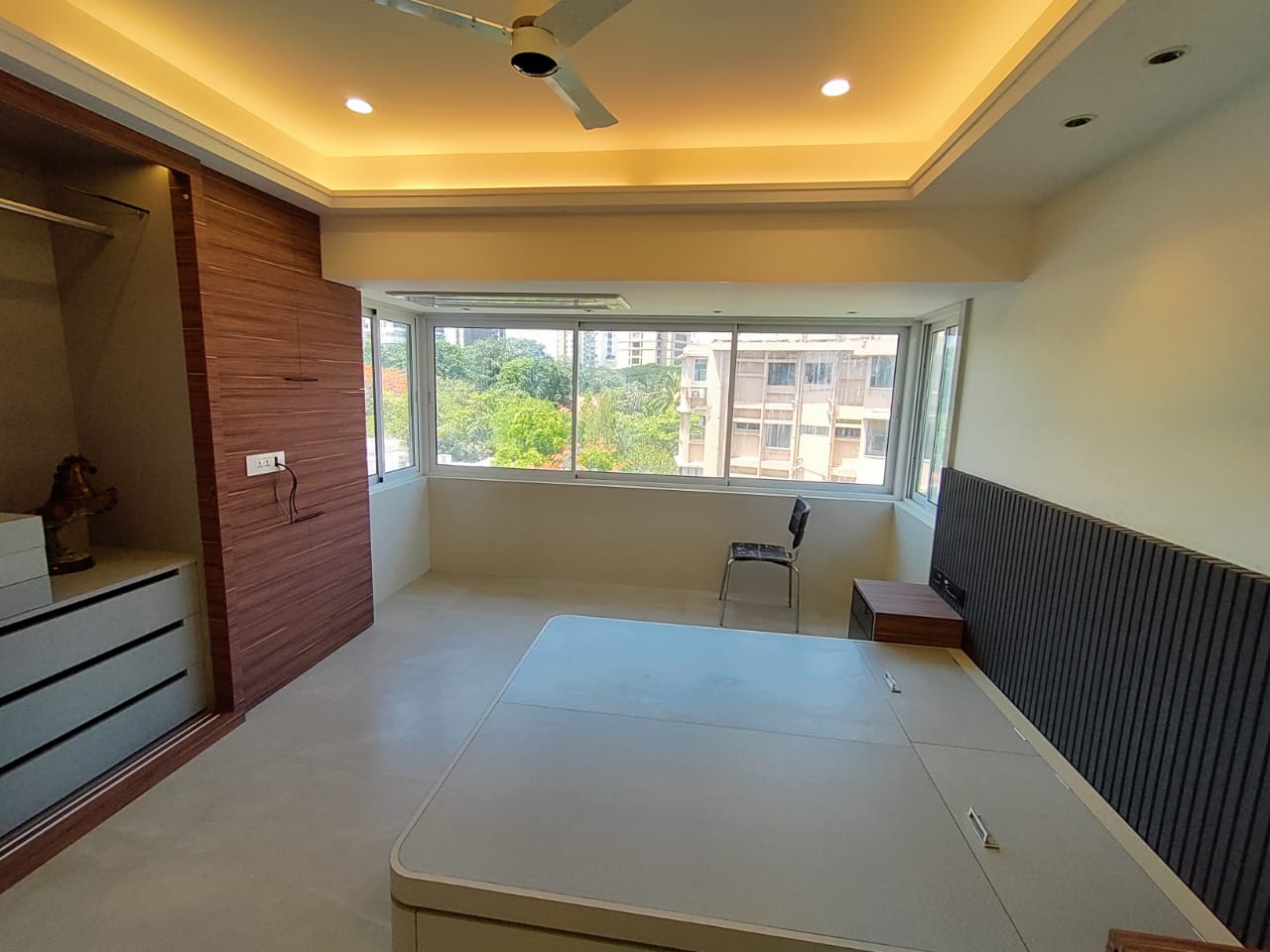 Rental 3 Bedroom 1450 Sq.Ft. Apartment in Everest Chambers Malabar Hill