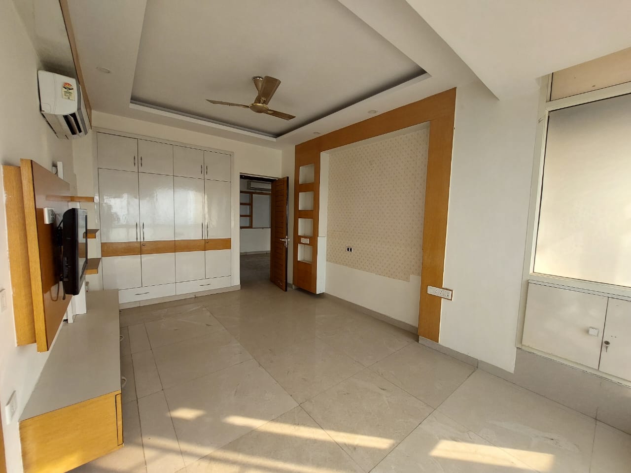 Rental 4 Bedroom 4600 Sq.Ft. Apartment in Shri Sai Kripa Rainbow